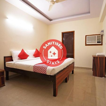 Oyo Flagship 77122 Gmd Vasundhara Ghaziabad Luaran gambar